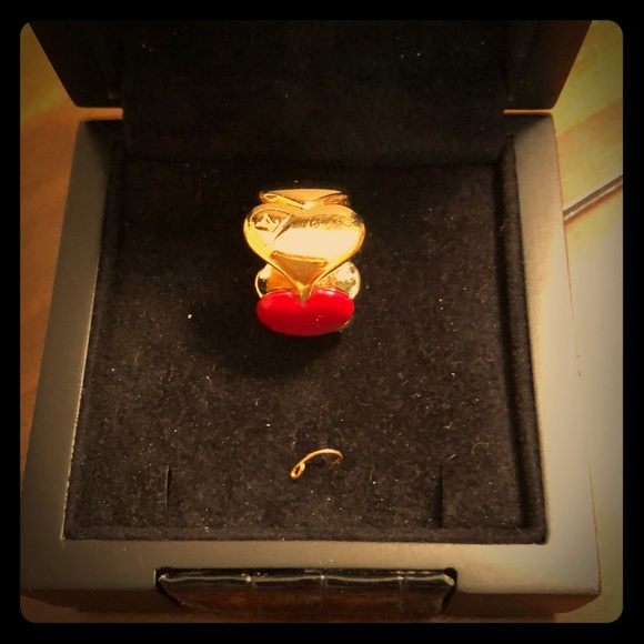 Louis Vuitton Gold and Red Heart Ring - Picture 3 of 8